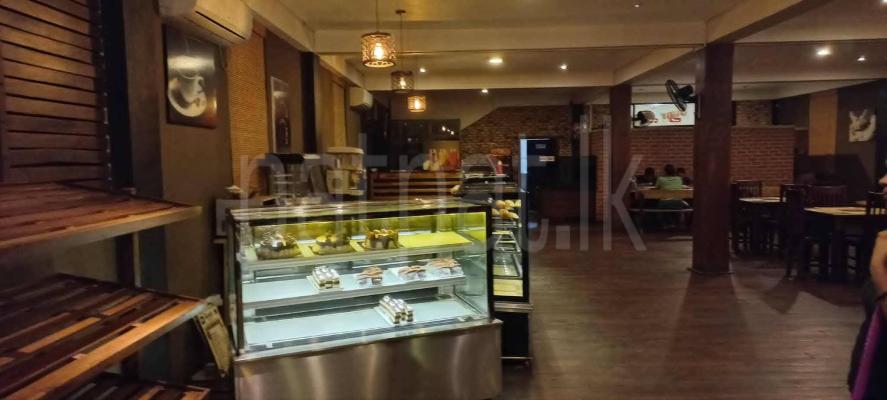 Restaurant for Sale in Mahawewa