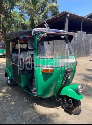 Bajaj Three Wheel 2010