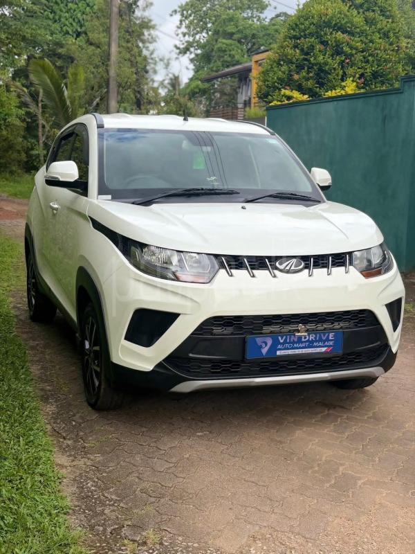 Mahindra KUV 2022 - භාවිතා කරන ලද SUV රථය sale in Sri Lanka - patpat.lk