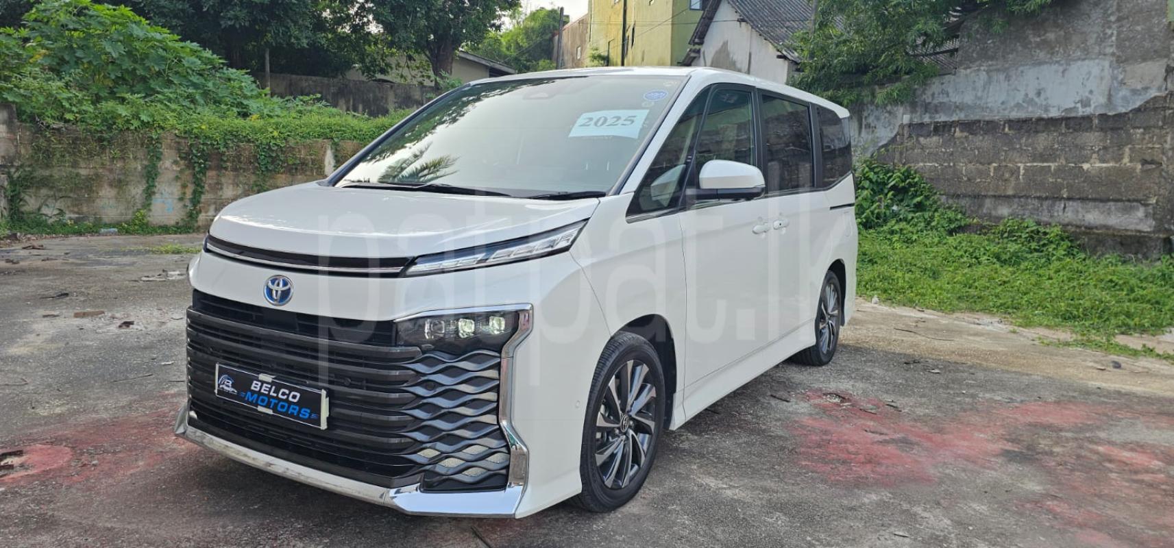 Toyota Voxy 2025 -  වෑන් රථය sale in Sri Lanka - patpat.lk