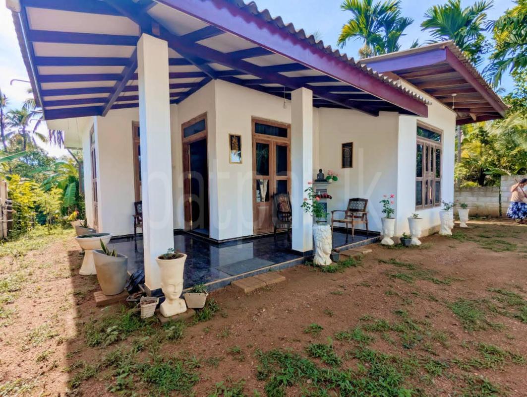 House for Sale in Nittambuwa