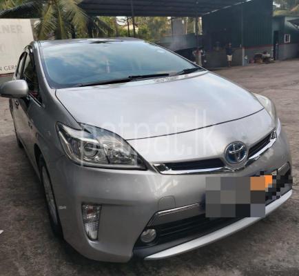 Toyota Prius 2014 - பயன்படுத்தப்பட்டது கார் sale in Sri Lanka - patpat.lk