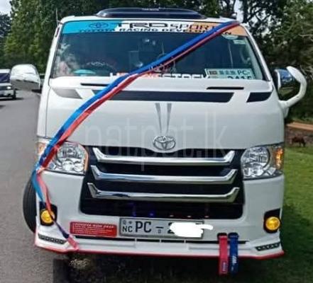Toyota Hiace 2006 - பயன்படுத்தப்பட்டது வேன் sale in Sri Lanka - patpat.lk