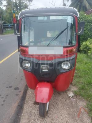 Bajaj Three Wheel 2015 - Used Three wheeler sale in Sri Lanka - patpat.lk