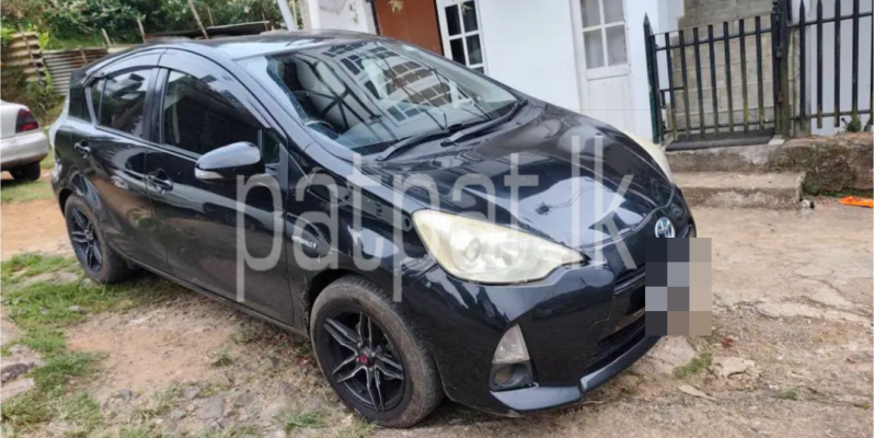 Toyota Aqua 2012 - Used Car sale in Sri Lanka - patpat.lk