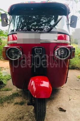 Bajaj Three Wheel 2013