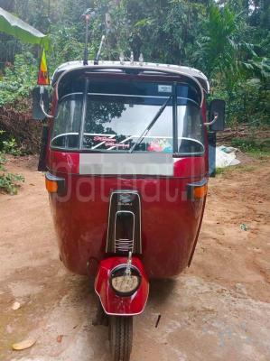 Bajaj Three Wheel 2006