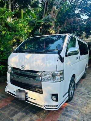 Toyota Hiace 2019 - Used Van sale in Sri Lanka - patpat.lk