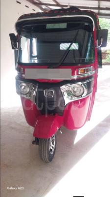 Bajaj Three Wheel 2017 - Reconditioned Three wheeler sale in Sri Lanka - patpat.lk