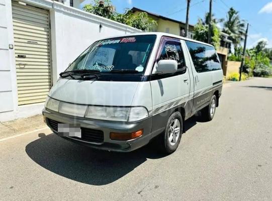 Toyota TownAce 1992 - භාවිතා කරන ලද වෑන් රථය sale in Sri Lanka - patpat.lk