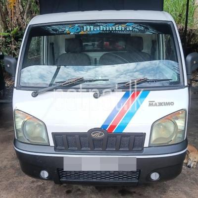 Mahindra Maxximo 2012
