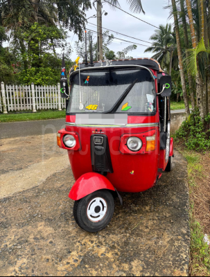 Bajaj 4 stroke 2011 - பயன்படுத்தப்பட்டது முச்சக்கர வண்டி sale in Sri Lanka - patpat.lk