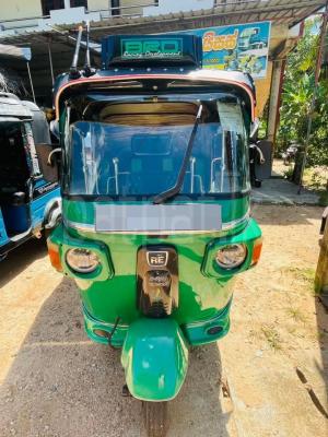 Bajaj Three Wheel 2011 - Reconditioned Three wheeler sale in Sri Lanka - patpat.lk