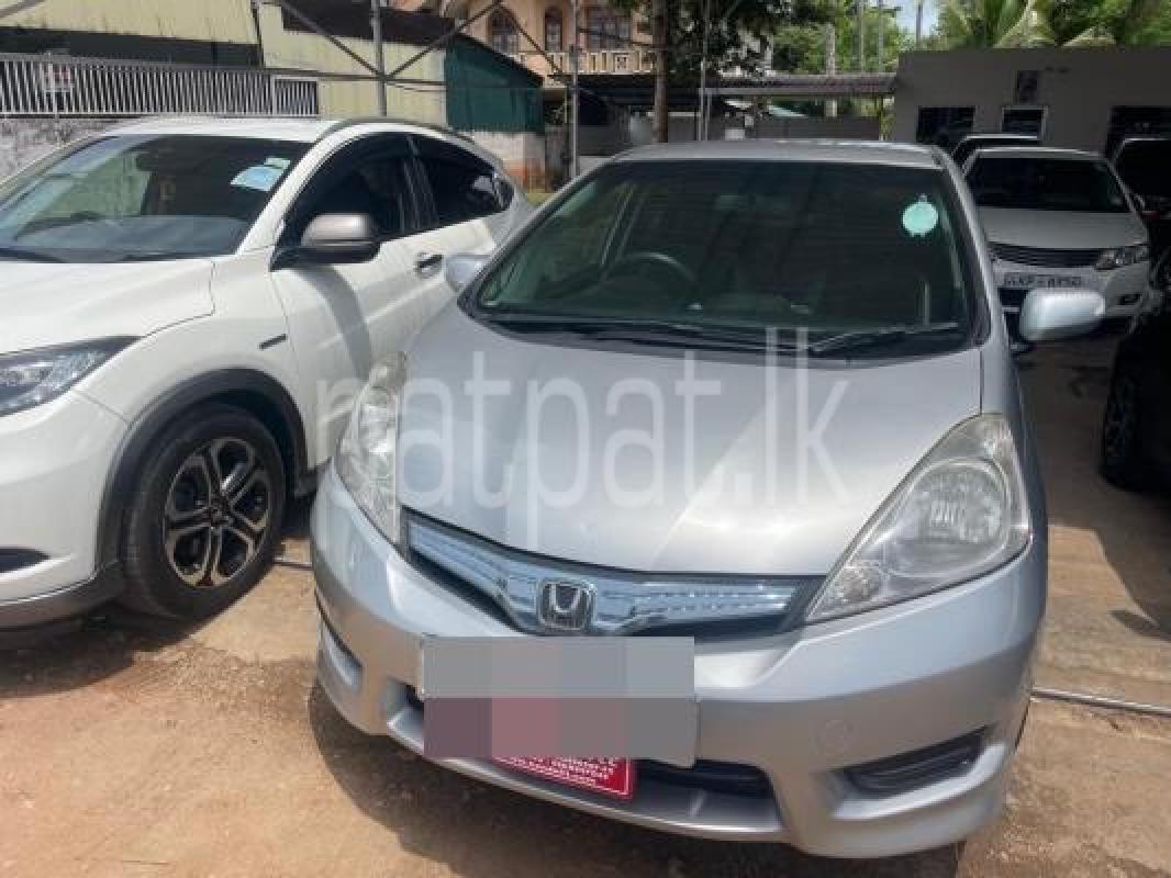 Honda FIT SHUTTLE 2012 -  கார் sale in Sri Lanka - patpat.lk