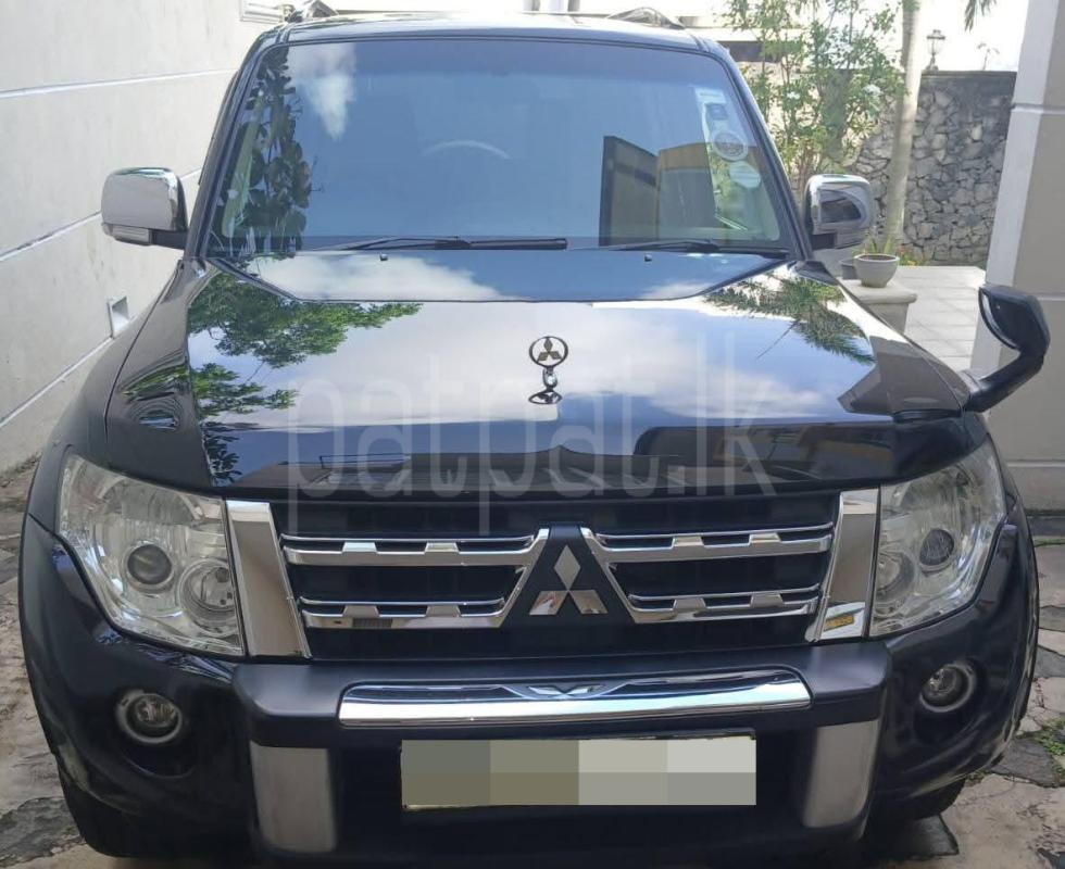 Mitsubishi Montero Sport 2013 - பயன்படுத்தப்பட்டது SUV sale in Sri Lanka - patpat.lk