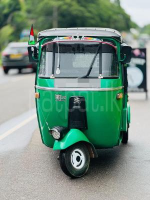 Bajaj 4 stroke 2005 - பயன்படுத்தப்பட்டது முச்சக்கர வண்டி sale in Sri Lanka - patpat.lk