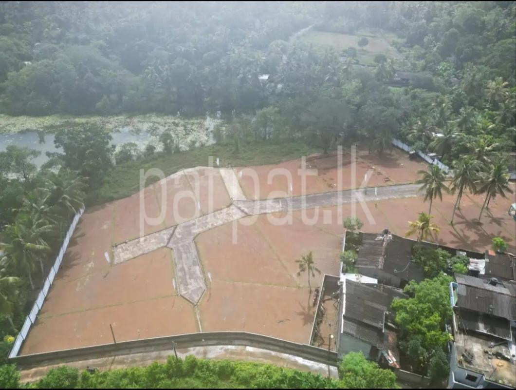 Residential Land for Sale in Bandaragama