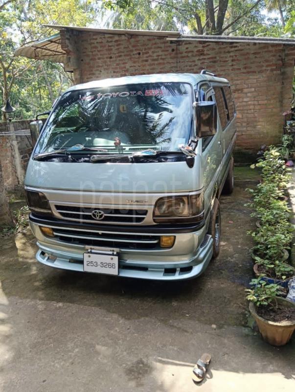 Toyota Hiace 1996 - භාවිතා කරන ලද වෑන් රථය sale in Sri Lanka - patpat.lk