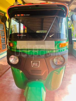 Bajaj Three Wheel 2014