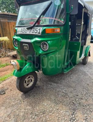 Bajaj Three Wheel 2015 - Used Three wheeler sale in Sri Lanka - patpat.lk
