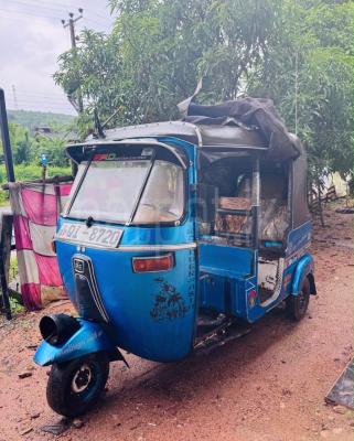 Bajaj 2 stroke 2006 - Used Three wheeler sale in Sri Lanka - patpat.lk
