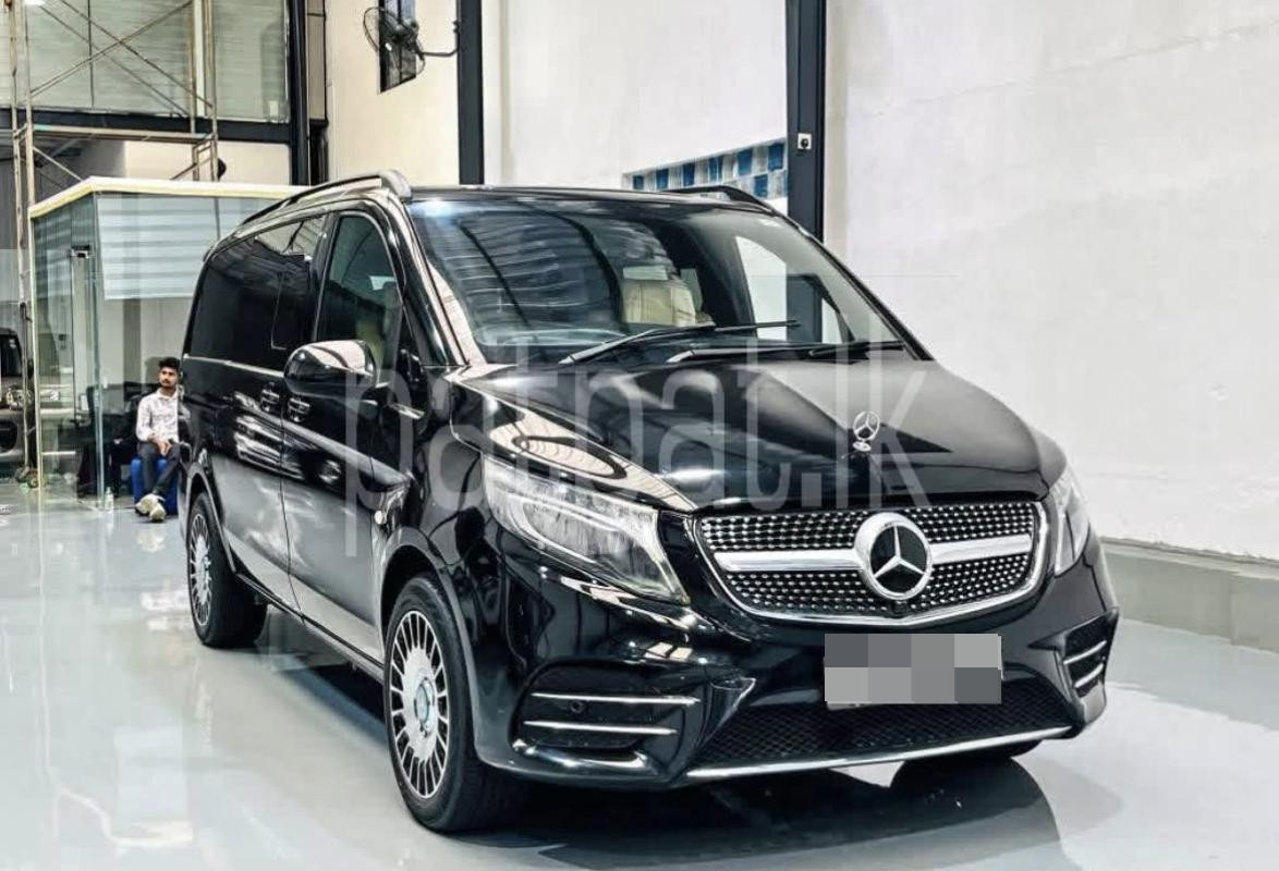 Mercedes Benz V Class 2016 -  වෑන් රථය sale in Sri Lanka - patpat.lk