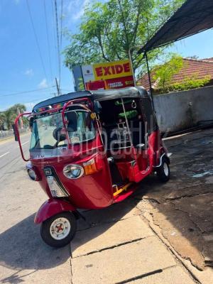 Bajaj Three Wheel 2011 - பயன்படுத்தப்பட்டது முச்சக்கர வண்டி sale in Sri Lanka - patpat.lk