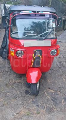 Bajaj Three Wheel 2010