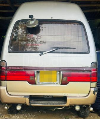 Toyota Hiace 2001 - Used Van sale in Sri Lanka - patpat.lk