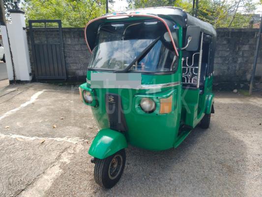 Bajaj 4 stroke 2011 - பயன்படுத்தப்பட்டது முச்சக்கர வண்டி sale in Sri Lanka - patpat.lk