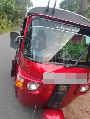 Bajaj Three Wheel 2012