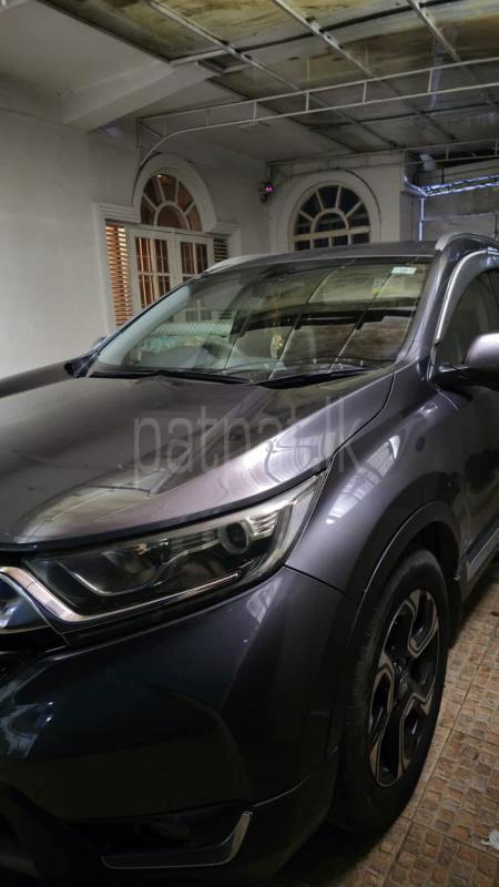 Honda CRV 2018 -  SUV sale in Sri Lanka - patpat.lk