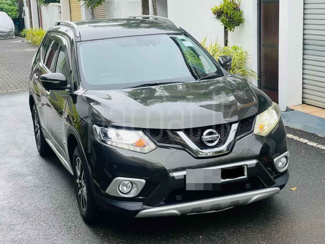 Nissan X Trail 2015 -  SUV sale in Sri Lanka - patpat.lk