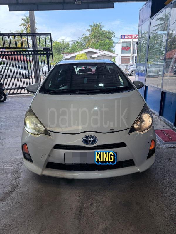 Toyota Aqua 2013 -  Car sale in Sri Lanka - patpat.lk