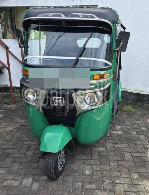 Bajaj Three Wheel 2014