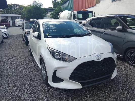 Toyota Yaris 2024 - சான்றளிக்கப்பட்டது கார் sale in Sri Lanka - patpat.lk