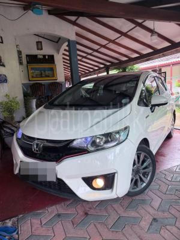 Honda Fit 2013 - භාවිතා කරන ලද කාර් sale in Sri Lanka - patpat.lk