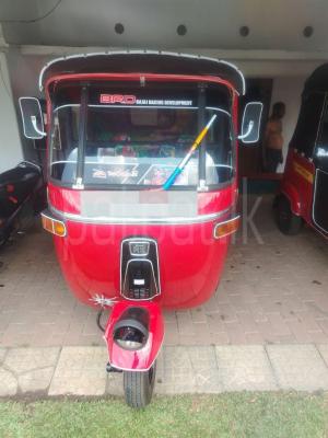 Bajaj Three Wheel 2006