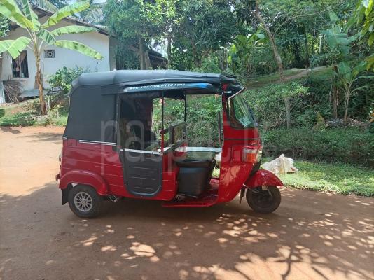 Bajaj 4 stroke 2011 - பயன்படுத்தப்பட்டது முச்சக்கர வண்டி sale in Sri Lanka - patpat.lk