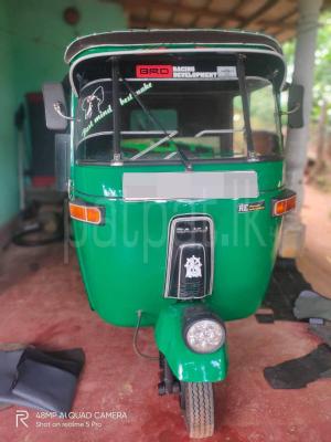 Bajaj Three Wheel 2006 - பயன்படுத்தப்பட்டது முச்சக்கர வண்டி sale in Sri Lanka - patpat.lk