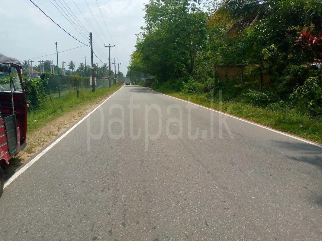 Commercial Land for Sale in Horana