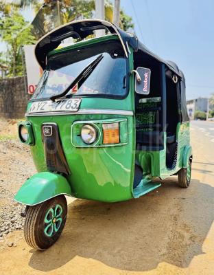 Bajaj Three Wheel 2012