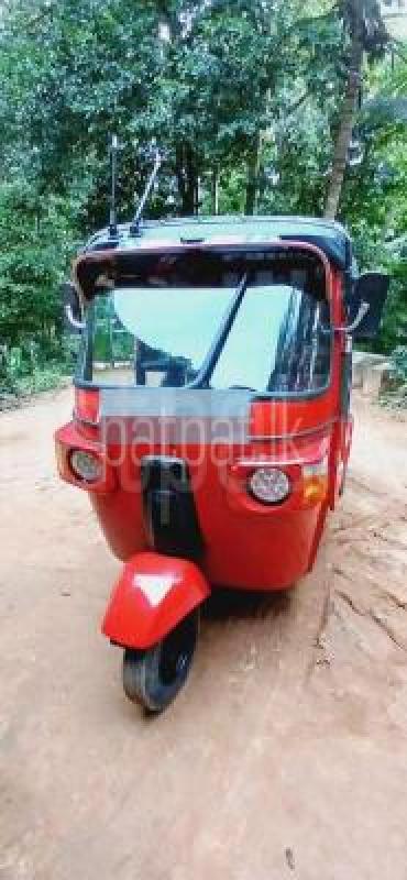 Bajaj 4 stroke 2006 -  முச்சக்கர வண்டி sale in Sri Lanka - patpat.lk
