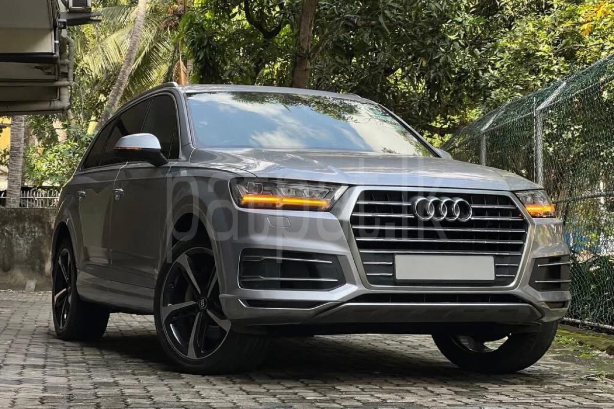 Audi Q7 2017 - Used SUV sale in Sri Lanka - patpat.lk