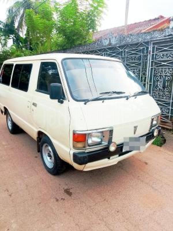 Toyota LITE ACE  1984 - භාවිතා කරන ලද වෑන් රථය sale in Sri Lanka - patpat.lk