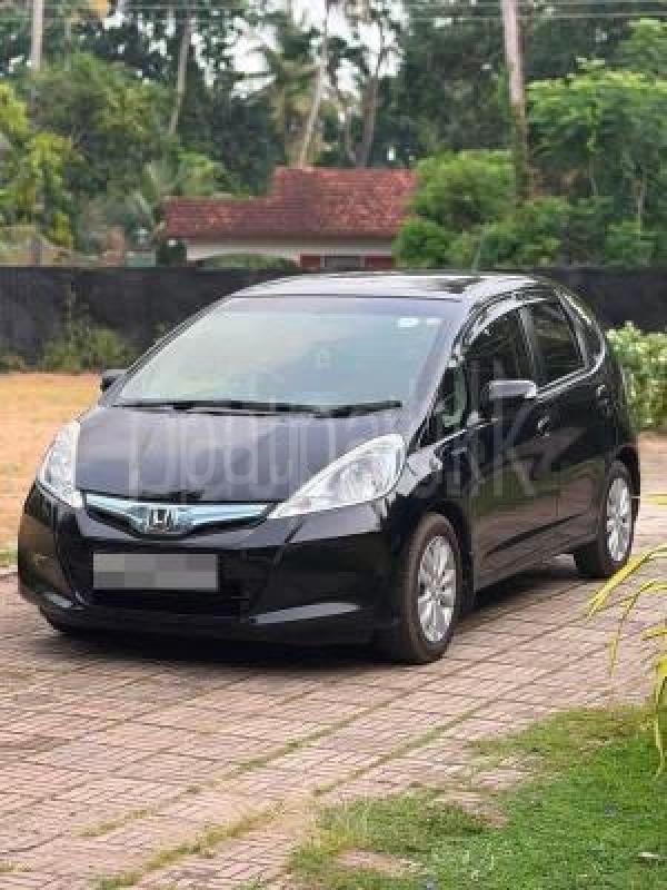 Honda Fit 2013 -  கார் sale in Sri Lanka - patpat.lk