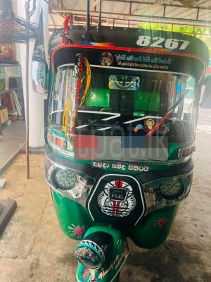 Bajaj 4 stroke 2015 - பயன்படுத்தப்பட்டது முச்சக்கர வண்டி sale in Sri Lanka - patpat.lk