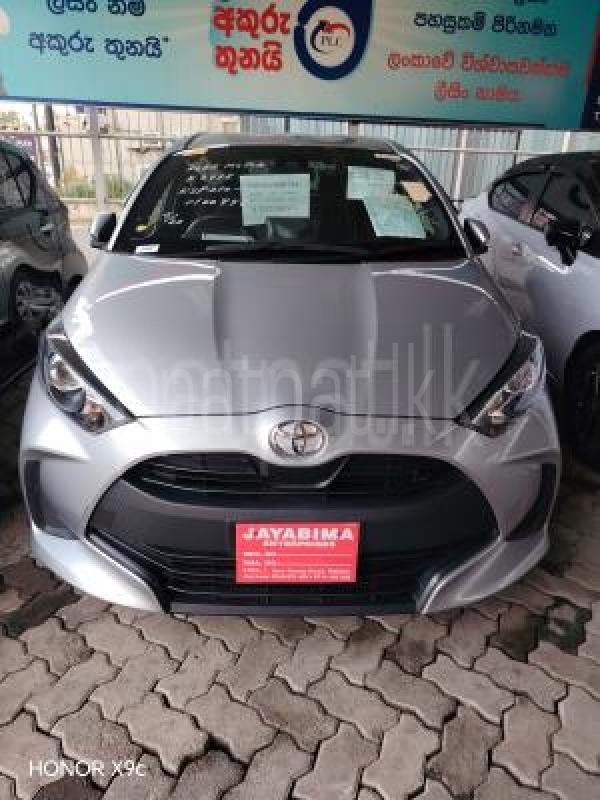 Toyota Yaris 2023 -  කාර් sale in Sri Lanka - patpat.lk