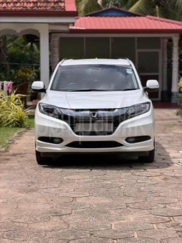 Honda Vezel 2014 -  SUV sale in Sri Lanka - patpat.lk