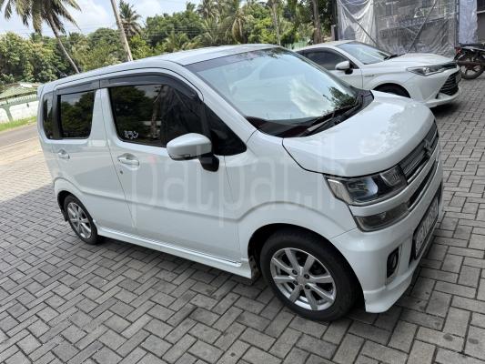 Suzuki Wagon R 2017 - භාවිතා කරන ලද කාර් sale in Sri Lanka - patpat.lk